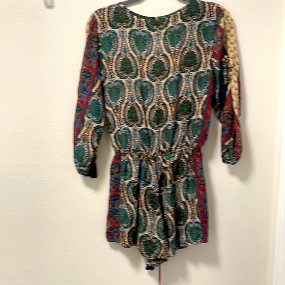 Romper - Picture 2 of 3